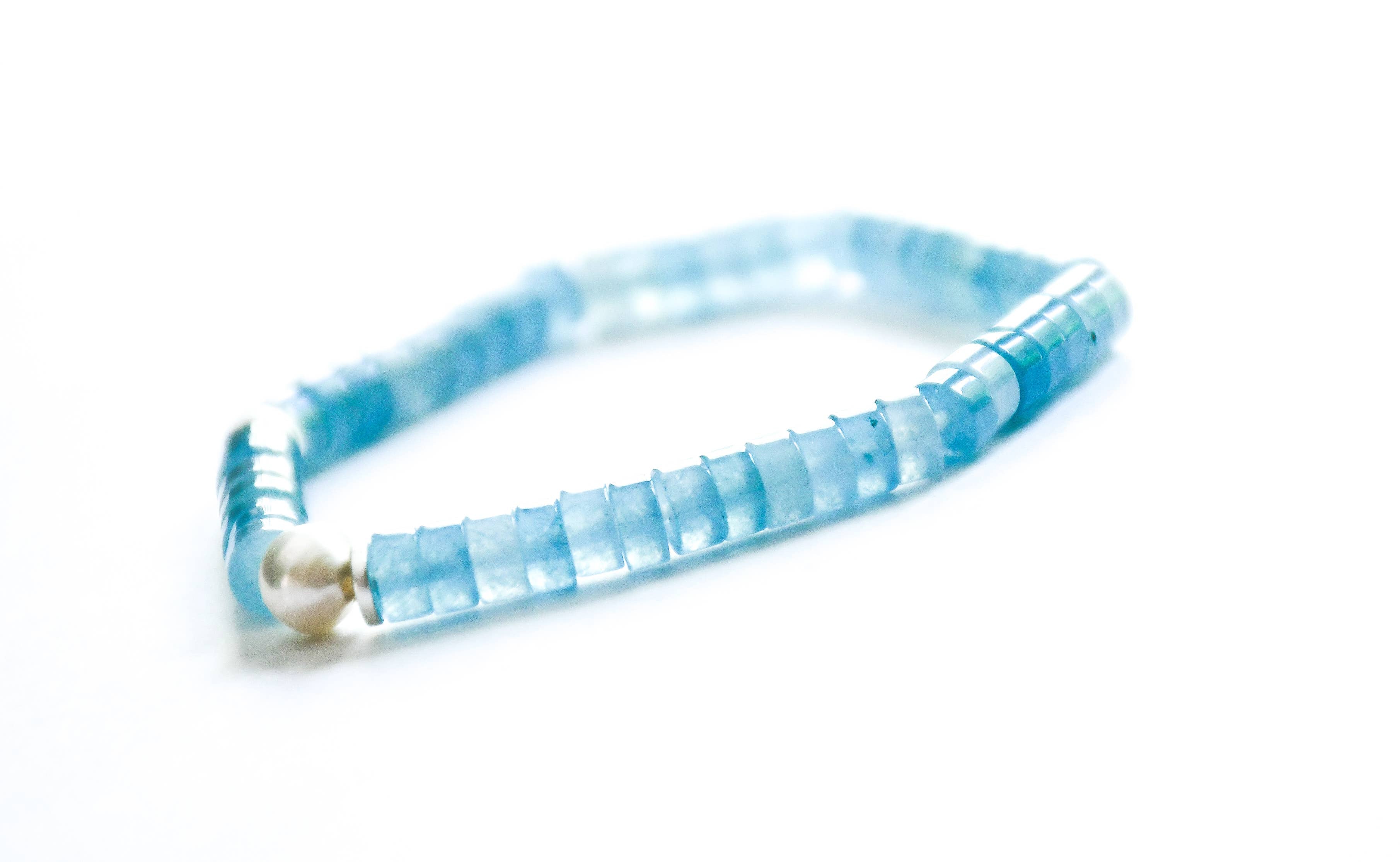 Aqua Quartz Beaded Bracelet with Pearl