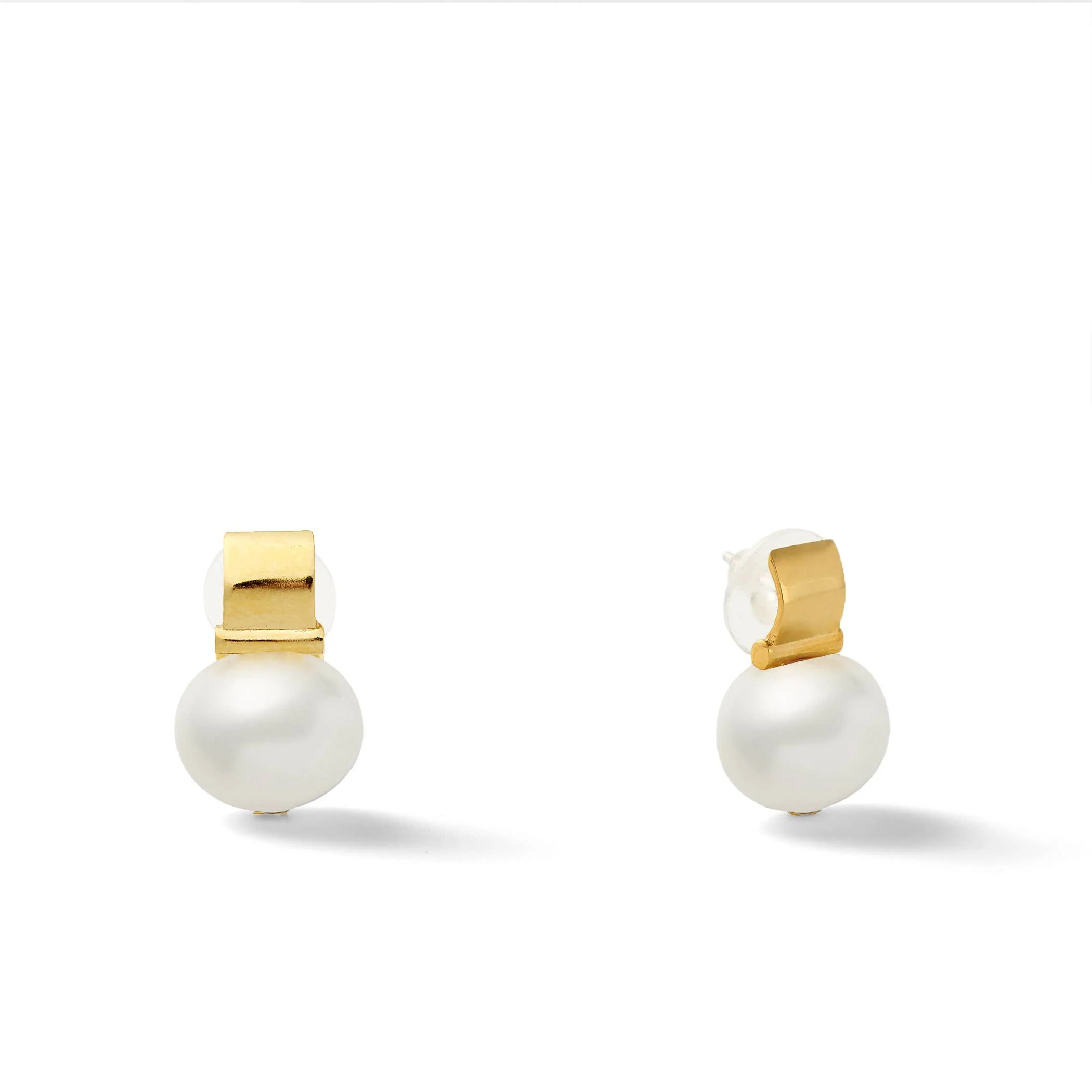 Classic Pebble Pearl Posts - Medium