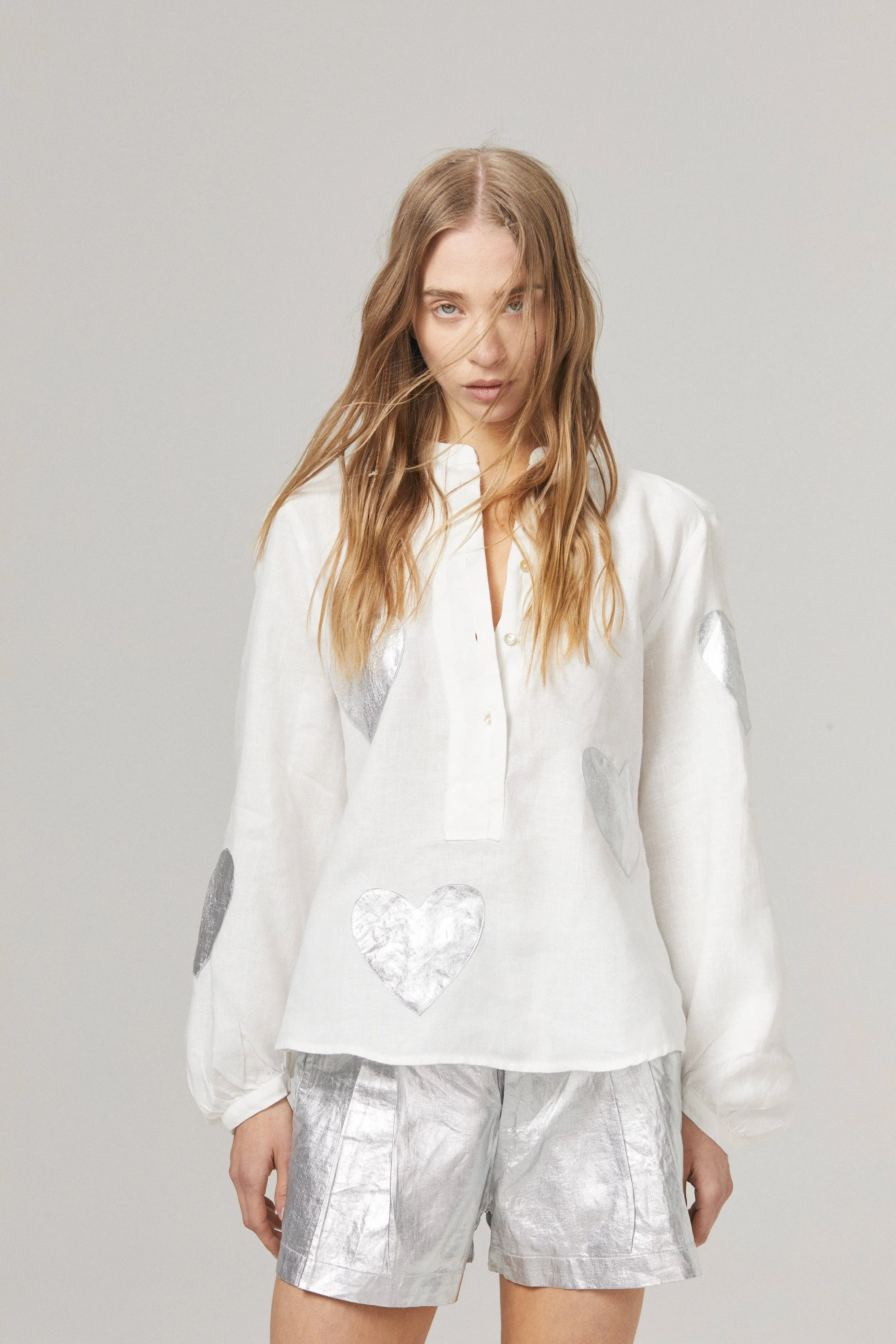 Cupid Linen Shirt- White w/ Silver Hearts