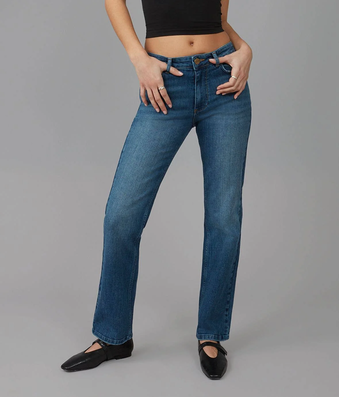 DENVER - High Rise Straight Jeans