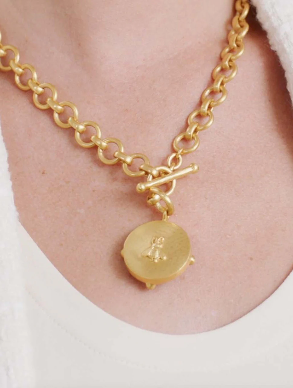 Honeybee Demi Necklace Chalcedony - Image 2
