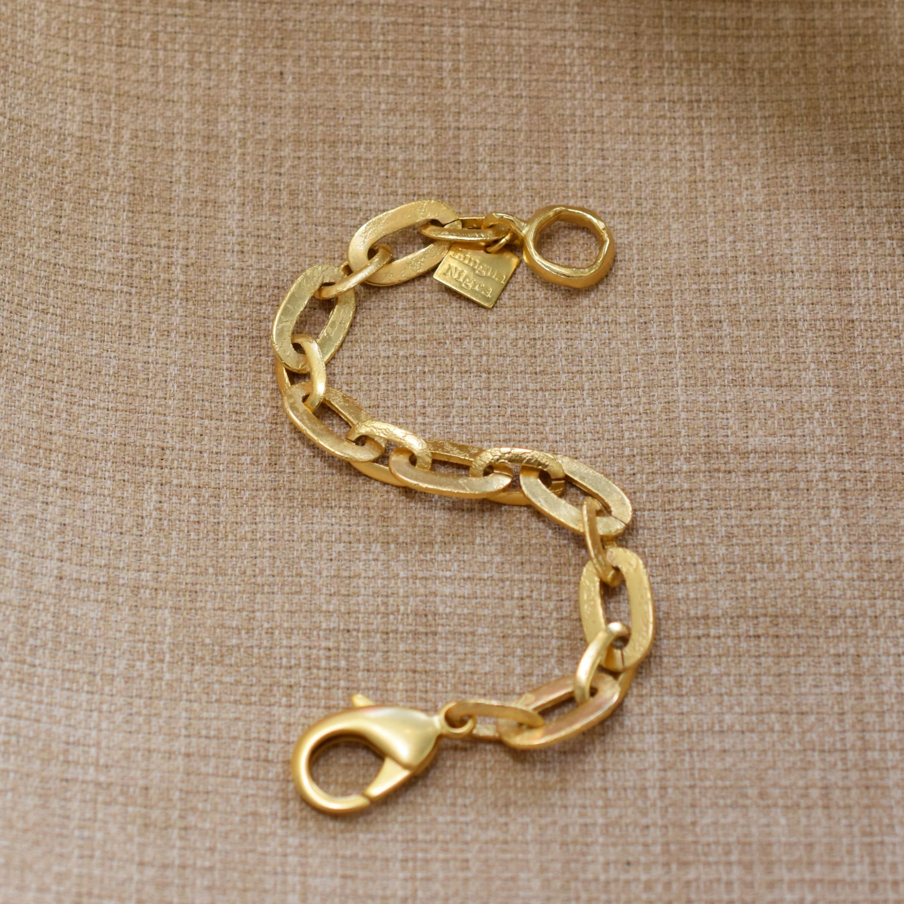 Over and Over Hand Etched Chain Link Bracelet - Image 3