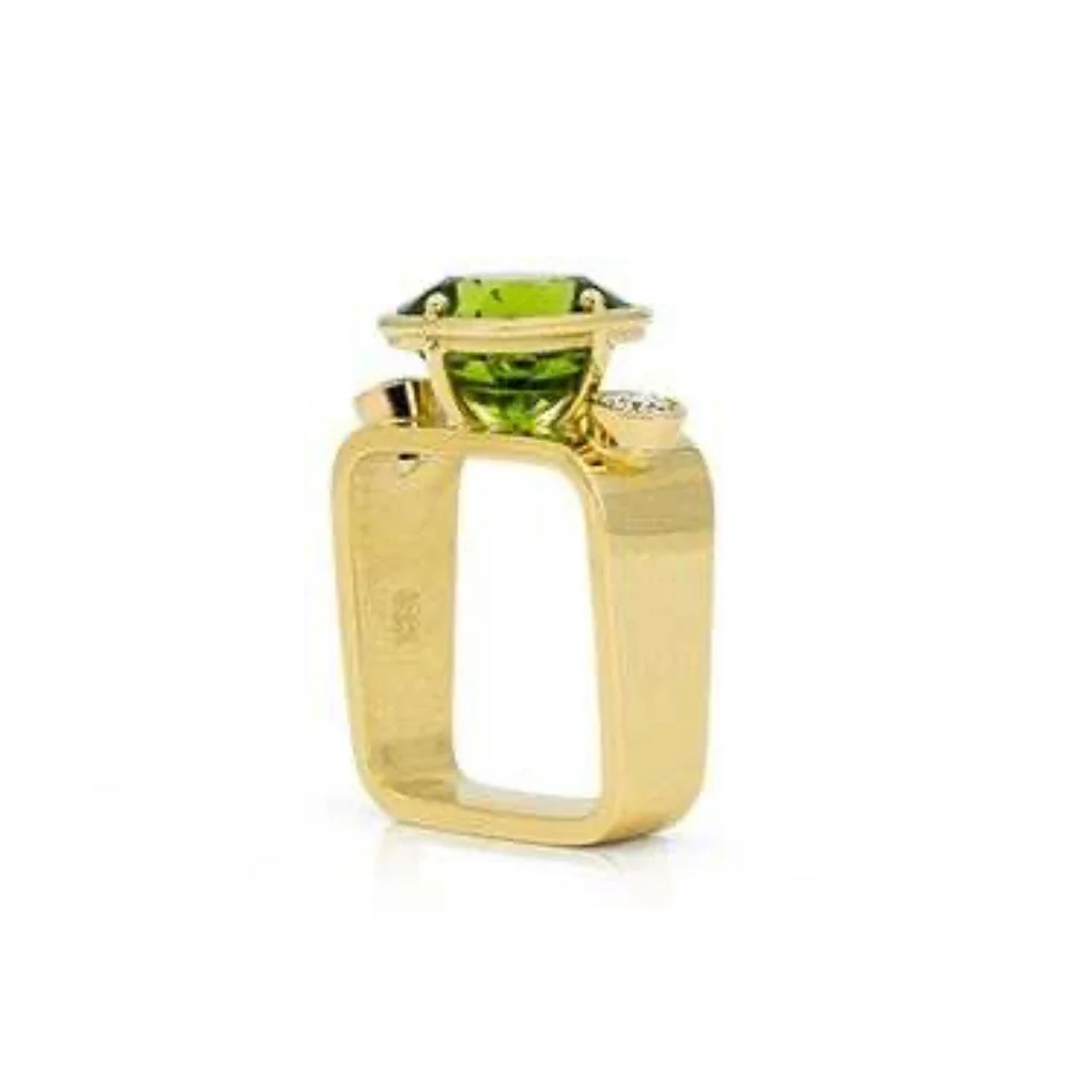 Peridot and Diamonds Square Ring - Image 2