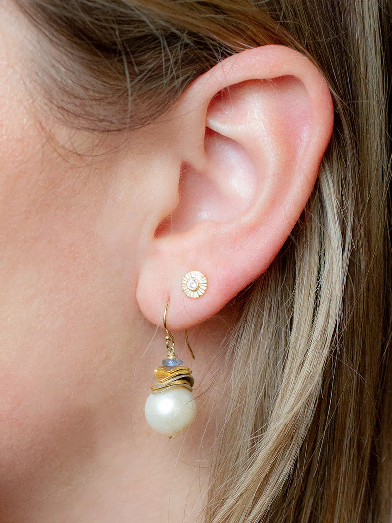 Rio Signature Earrings - Grey Pearl - Image 3