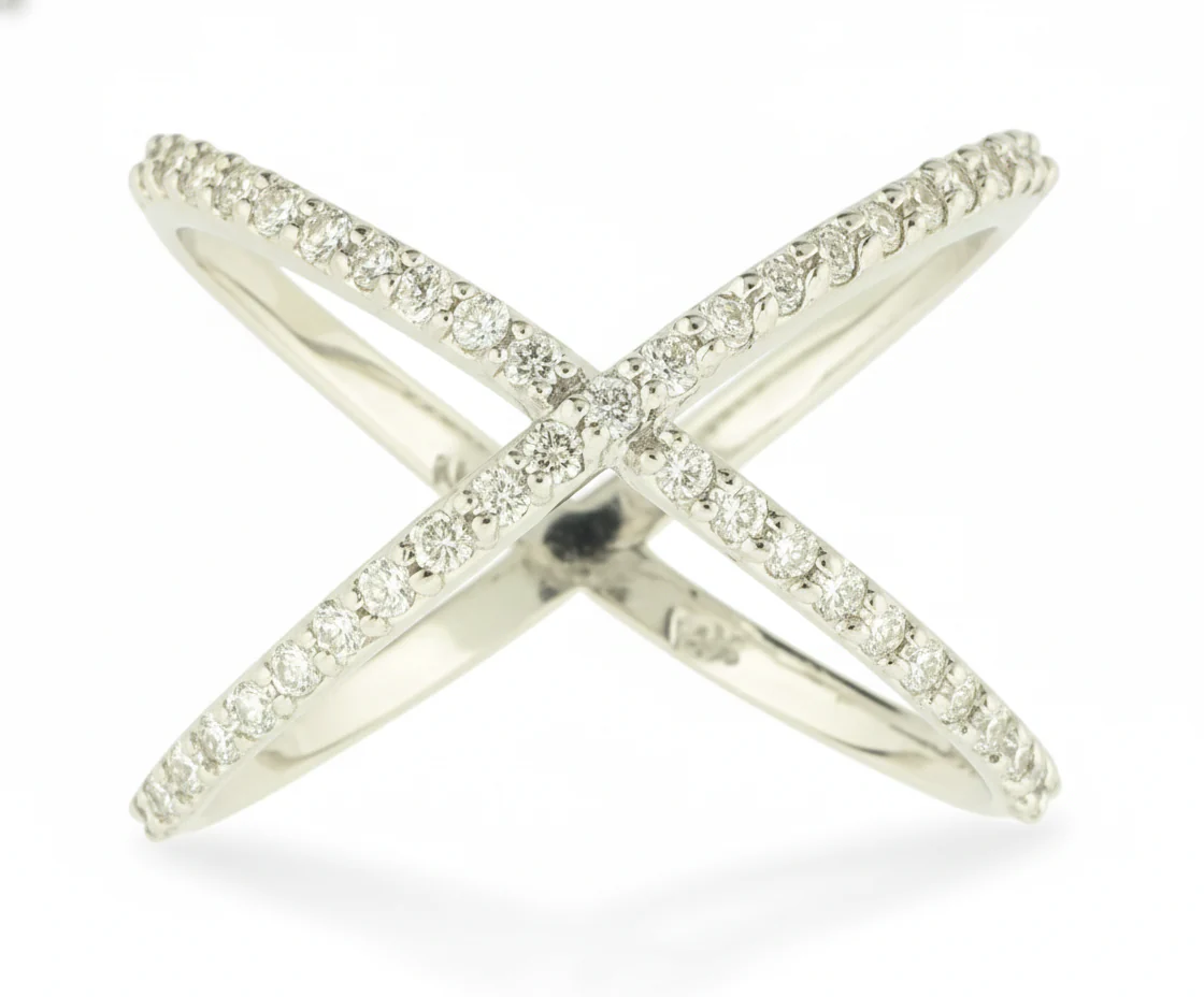 XOXO Hugs & Kisses Diamond Ring